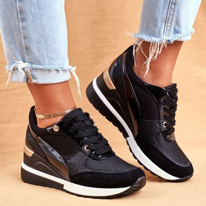 Aoife - Comfortable Sneakers